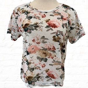 Love Charm Floral Cropped sheer Lg